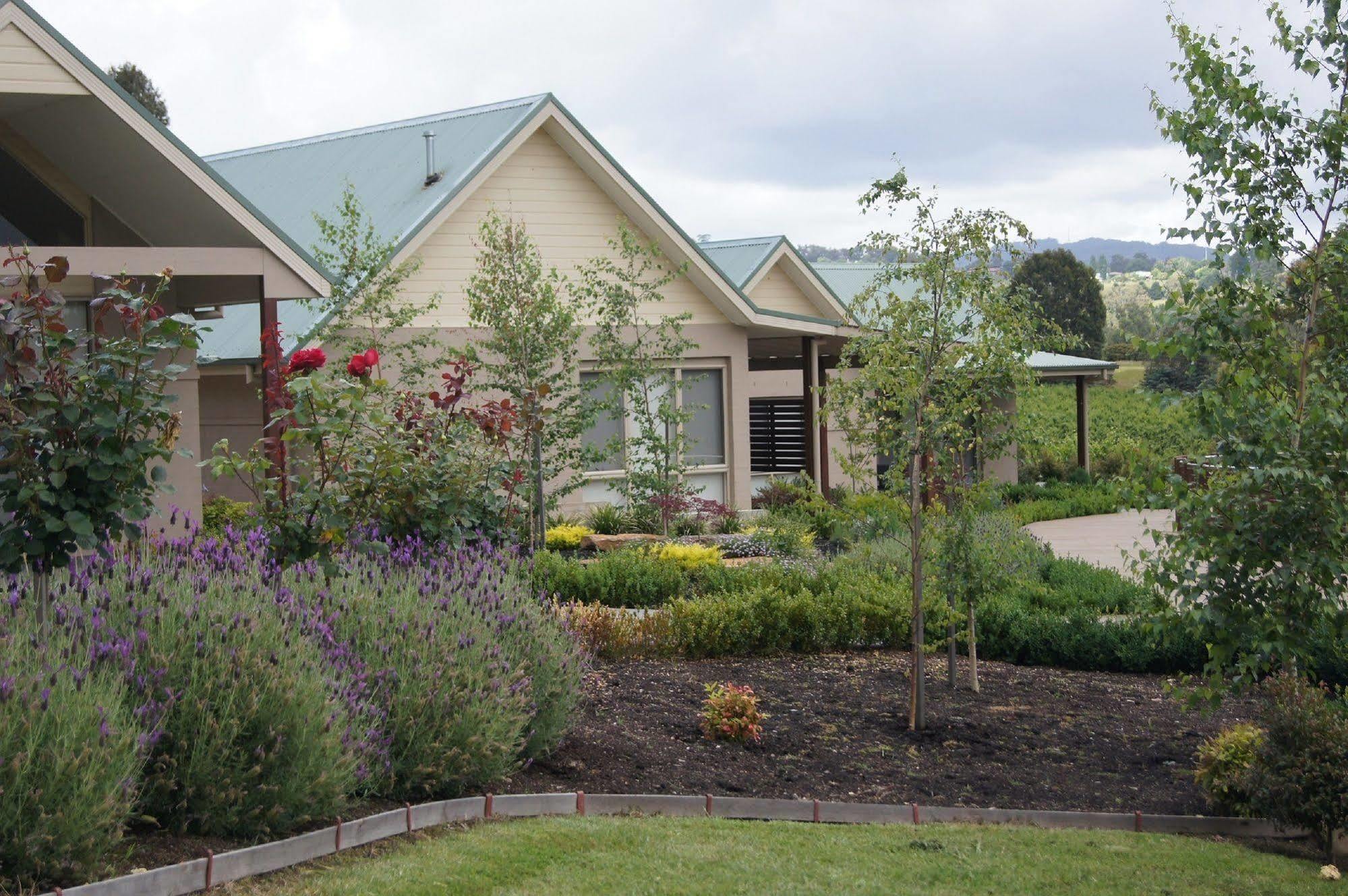 Wild Cattle Creek Estate Bed and Breakfast Wandin Yallock Buitenkant foto